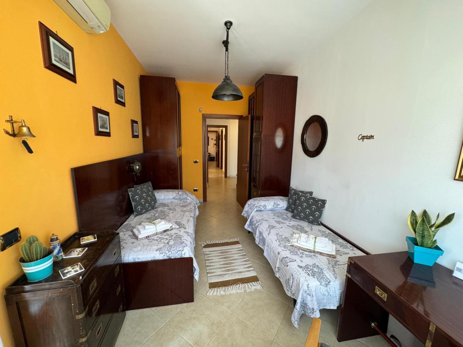 La Dimora Di Livia Aparthotel ลิโด ดิ ออสเตีย ภายนอก รูปภาพ